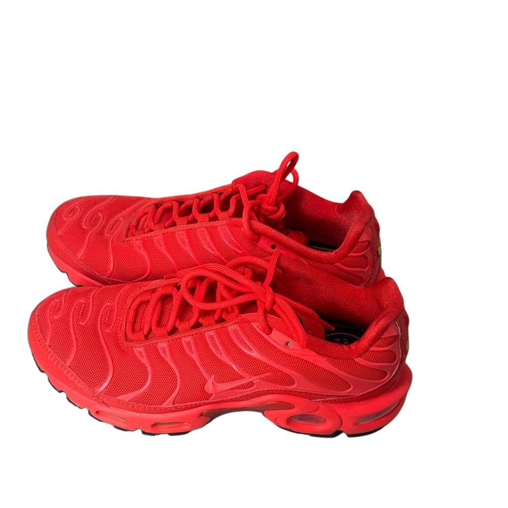 Nike Air Max Plus Light Crimson Women US 6‎ Running Shoes